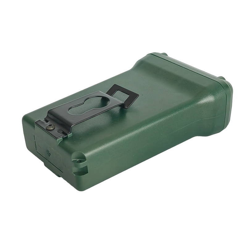 ����y����